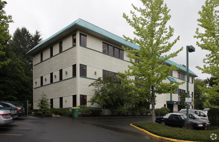 More Photos Of 4850 SW Scholls Ferry Rd, Portland Office For Lease