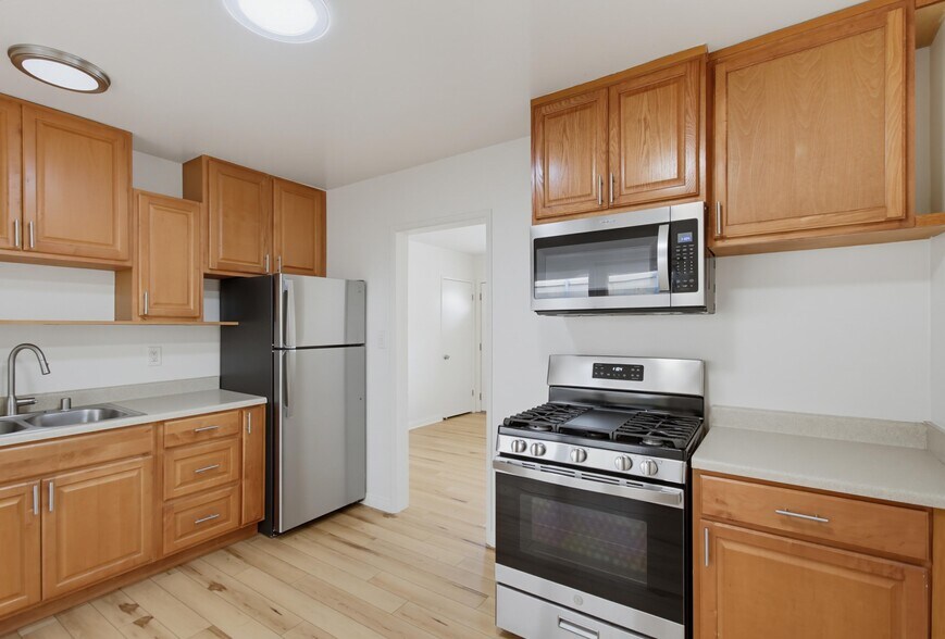 More Photos Of 1090 Gardena Rd, Encinitas Multifamily For Sale