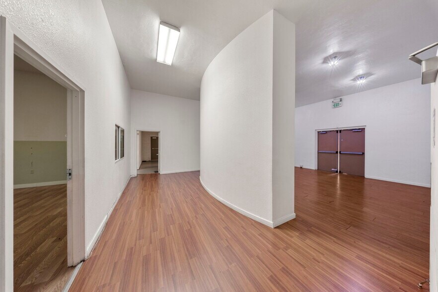More Photos Of 701 H St, Modesto Loft Creative Space For Sale