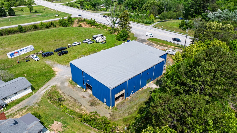 More Photos Of 5141 Roane State Hwy, Rockwood Warehouse For Sale