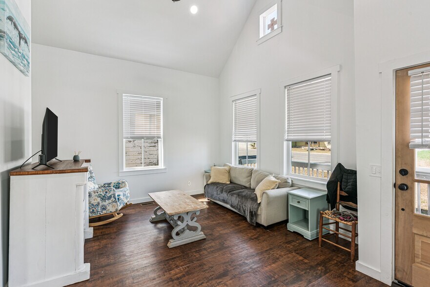 More Photos Of , Brunswick Specialty For Sale