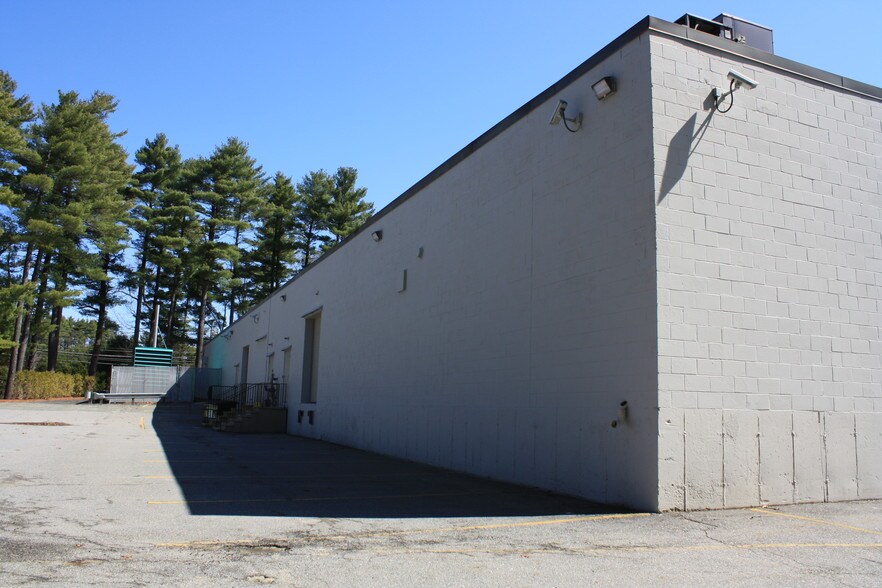 More Photos Of 187 Billerica Rd, Chelmsford Flex For Lease