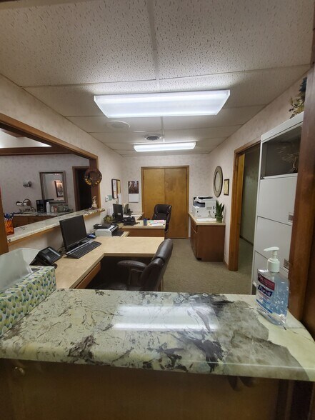More Photos Of 1010 S Sunset Ave, Roswell Medical For Sale