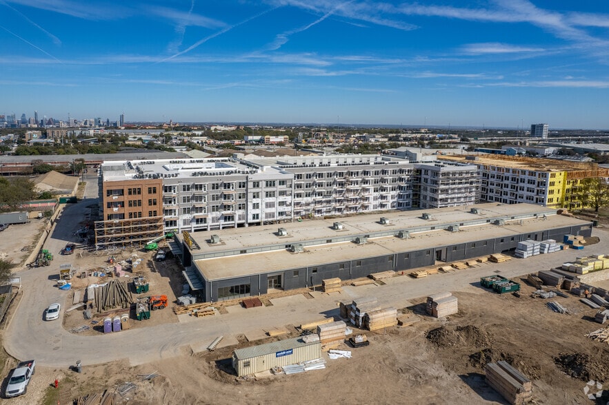 More Photos Of 4323 S Congress Ave, Austin Storefront For Sale