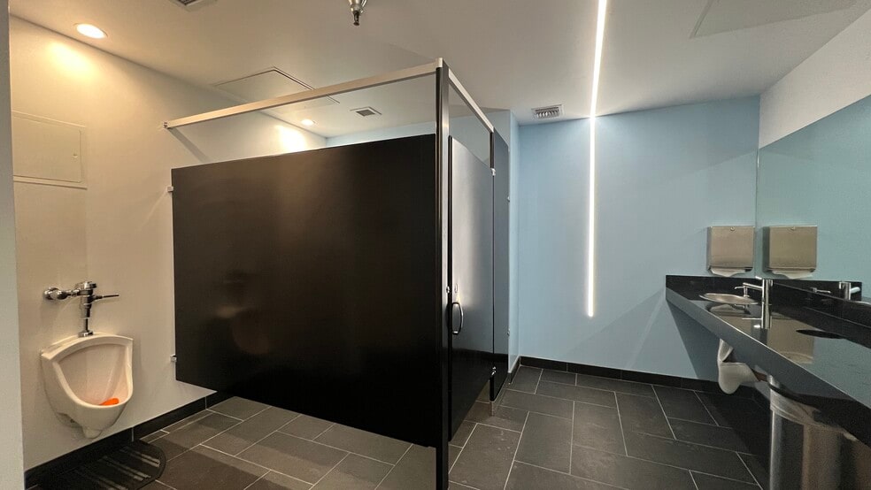 More Photos Of 15141 Whittier Blvd, Whittier Medical For Lease