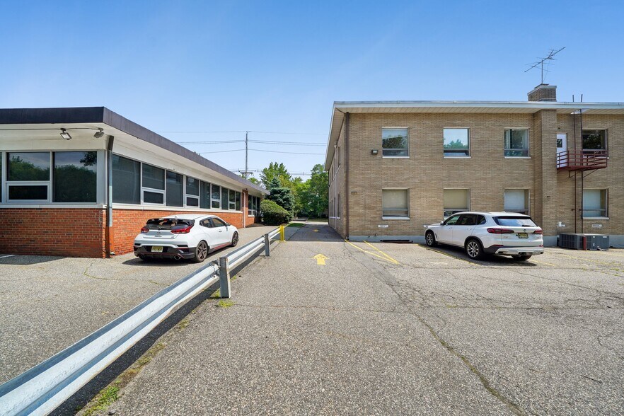 More Photos Of 616 E Palisade Ave, Englewood Cliffs Office For Sale