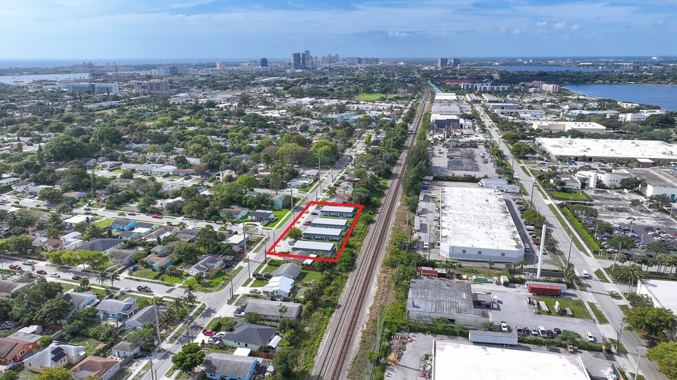 Primary Photo Of 3307 Windsor Ave, West Palm Beach Apartments For Sale