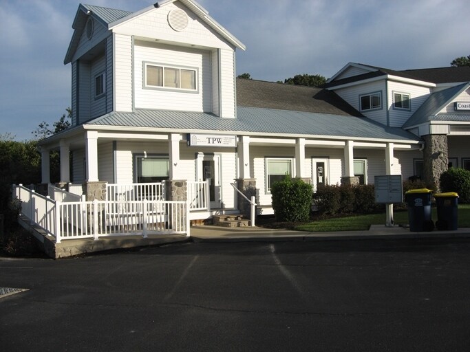 Primary Photo Of 111 Atlantic Ave, Ocean View Office For Lease
