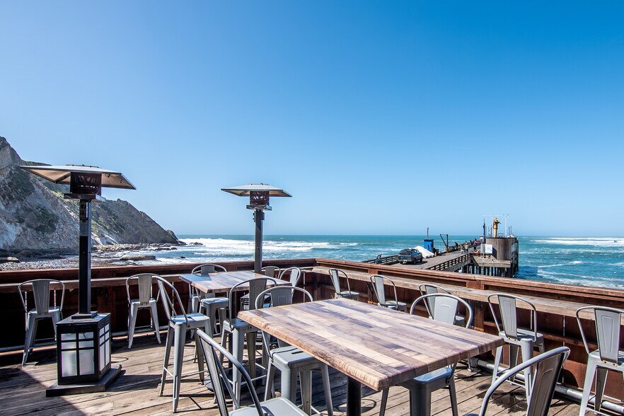 More Photos Of 810 Port Road, Point Arena Restaurant For Sale