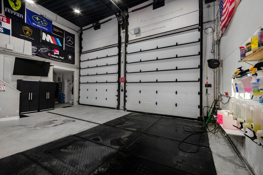 More Photos Of 613-617 Summer St, Lynn Storefront For Sale