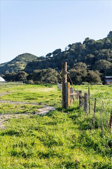 More Photos Of 9451 Batchelder Rd, Los Alamos Land For Sale