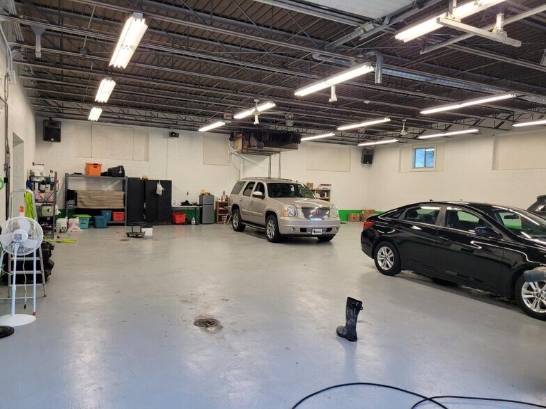 More Photos Of 559 N Hastings Way, Eau Claire Research And Development For Sale