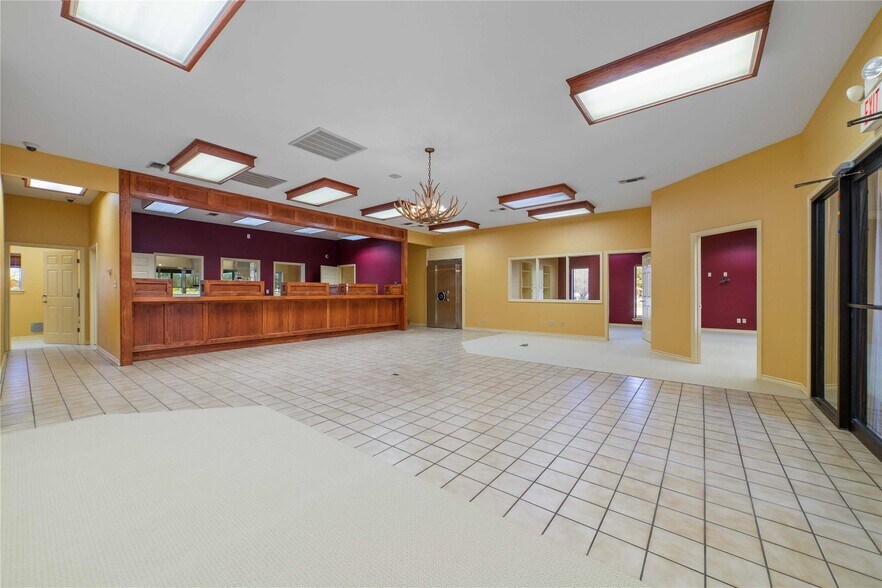 More Photos Of 3101 Austin Ave, Brownwood Bank For Sale