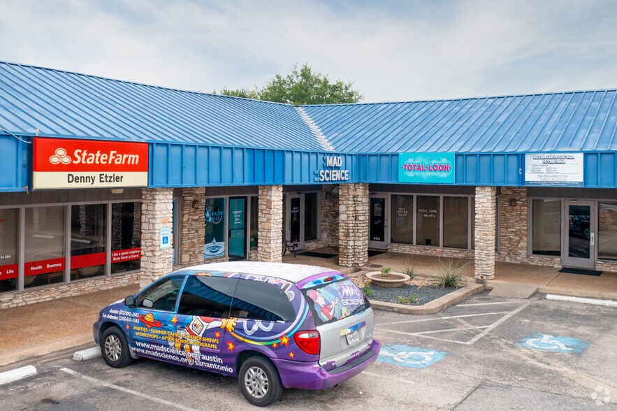 More Photos Of 6110-6130 W Highway 290, Austin Storefront Retail Office For Lease