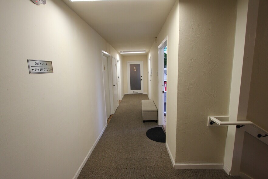 More Photos Of 701 Southampton Rd, Benicia Medical For Sale