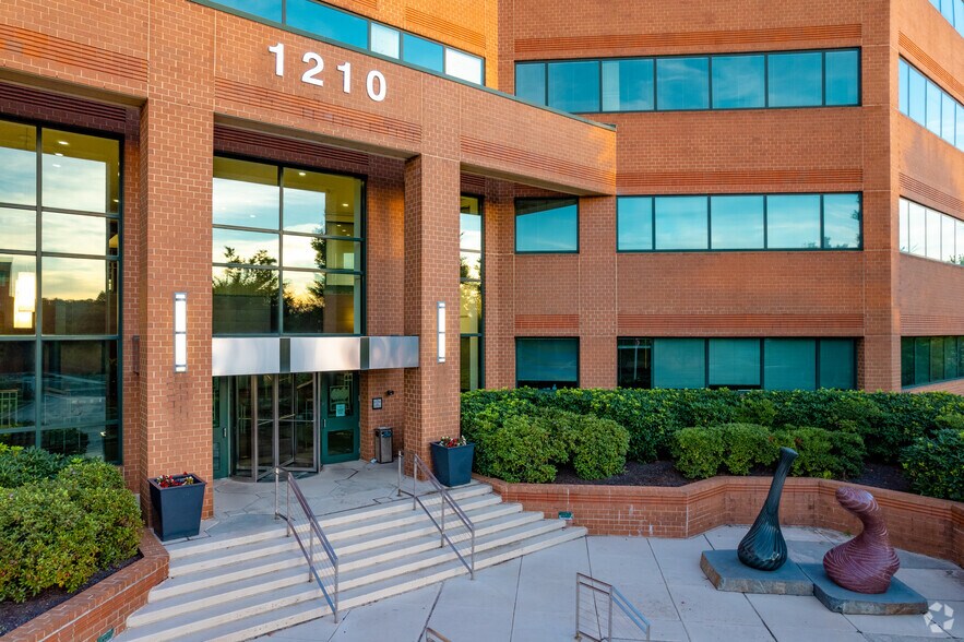 More Photos Of 1210 Northbrook Dr, Trevose Office For Lease