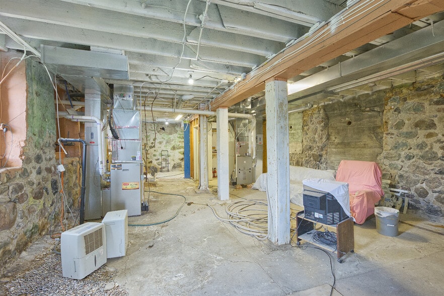 More Photos Of 111-121 Main Ave W, Winsted Storefront Retail Residential For Sale