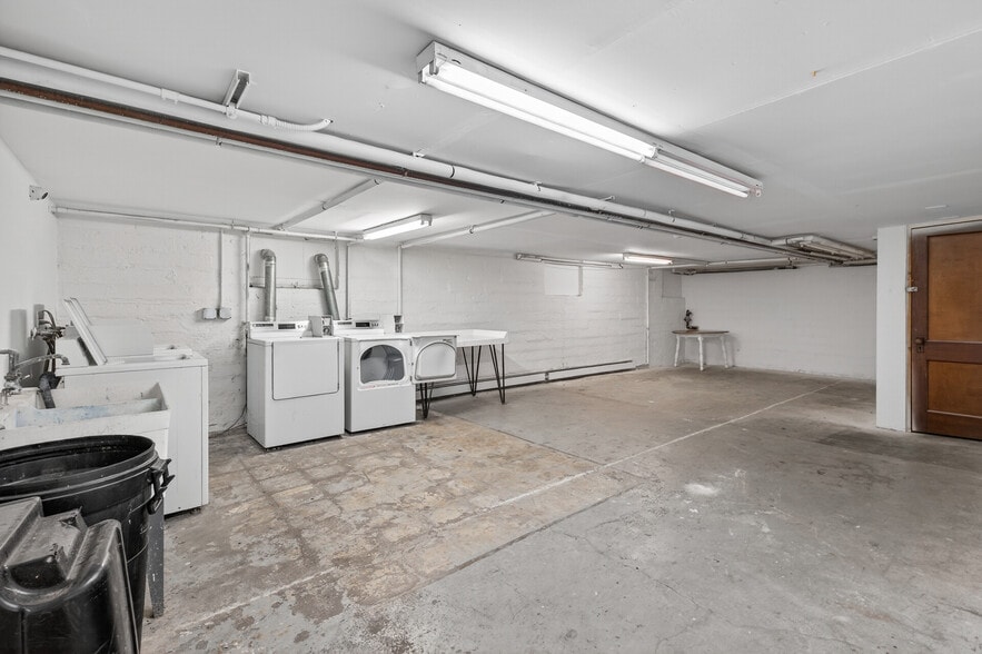 More Photos Of 1232 Marshall Ave, Saint Paul Apartments For Sale