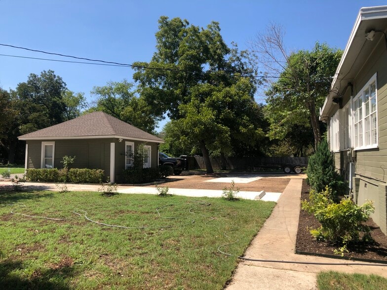 More Photos Of 1008 S Rock St, Georgetown Office Residential For Sale