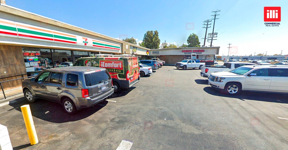 More Photos Of 20861-20871 Lassen St, Chatsworth Unknown For Lease