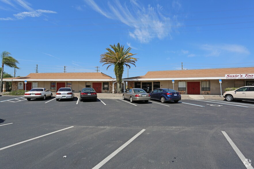 More Photos Of 8010-8056 Old County Road 54, New Port Richey Office For Lease