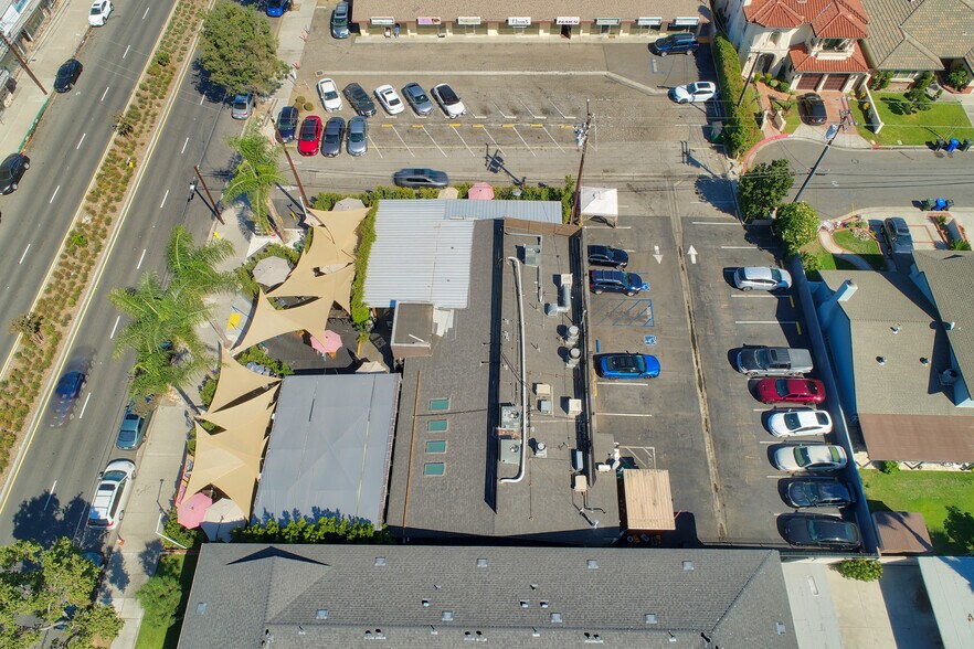 More Photos Of 12056 Paramount Blvd, Downey Restaurant For Sale