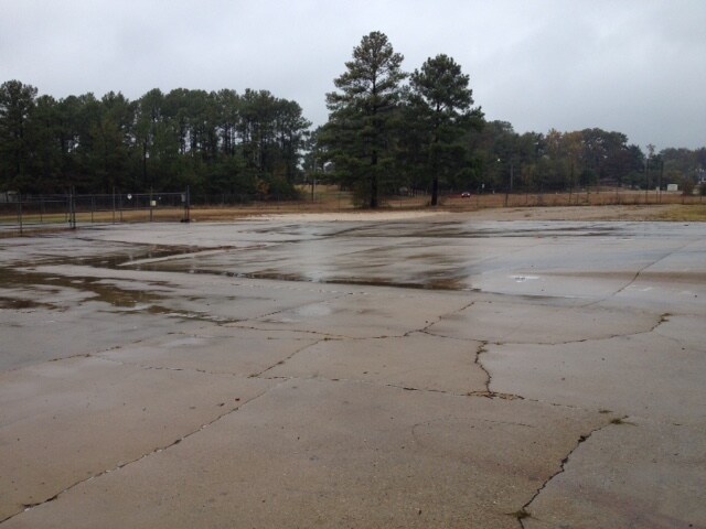 More Photos Of 1703 E Whaley St, Longview Industrial For Sale