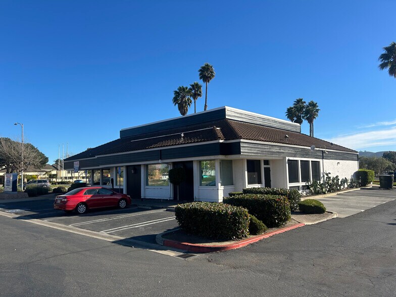 More Photos Of 1129 N H St, Lompoc Restaurant For Lease