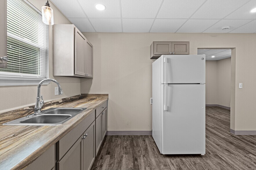 More Photos Of 6076 FM 1650, Gilmer Multifamily For Sale