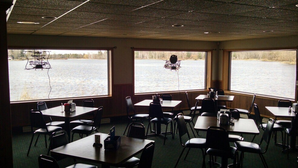 More Photos Of 195 Water St, Iola Restaurant For Sale
