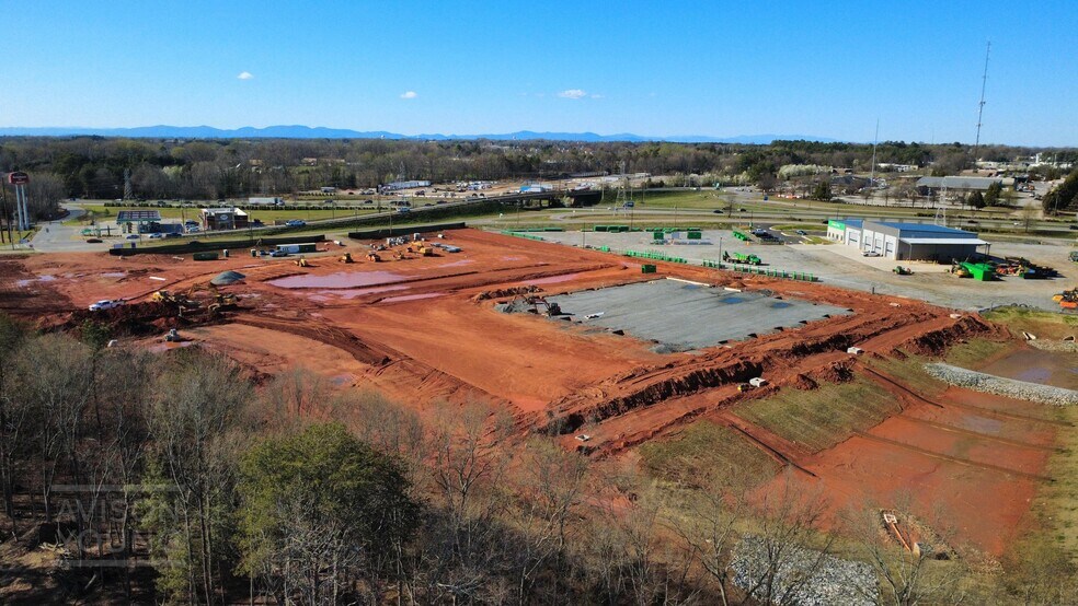 More Photos Of 1095 Simuel Rd, Spartanburg Warehouse For Lease