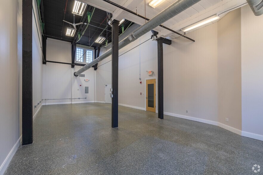 More Photos Of 91-101 Mill St, Dracut Apartments For Lease