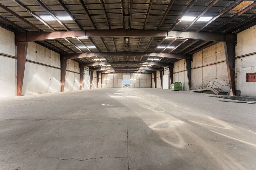 More Photos Of 1342 W Industrial Rd, Cedar City Warehouse For Lease
