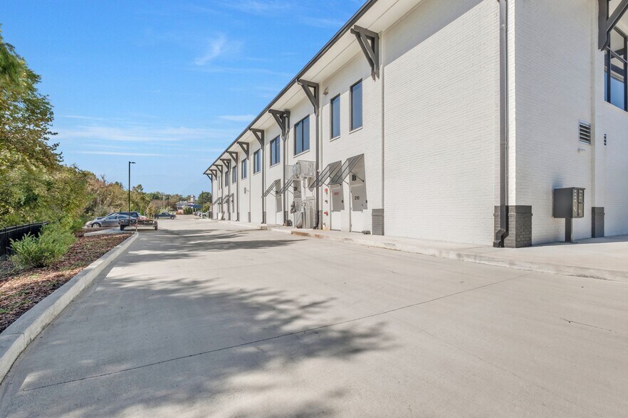 More Photos Of 12800 Lebanon Road, Mount Juliet Storefront Retail Office For Lease