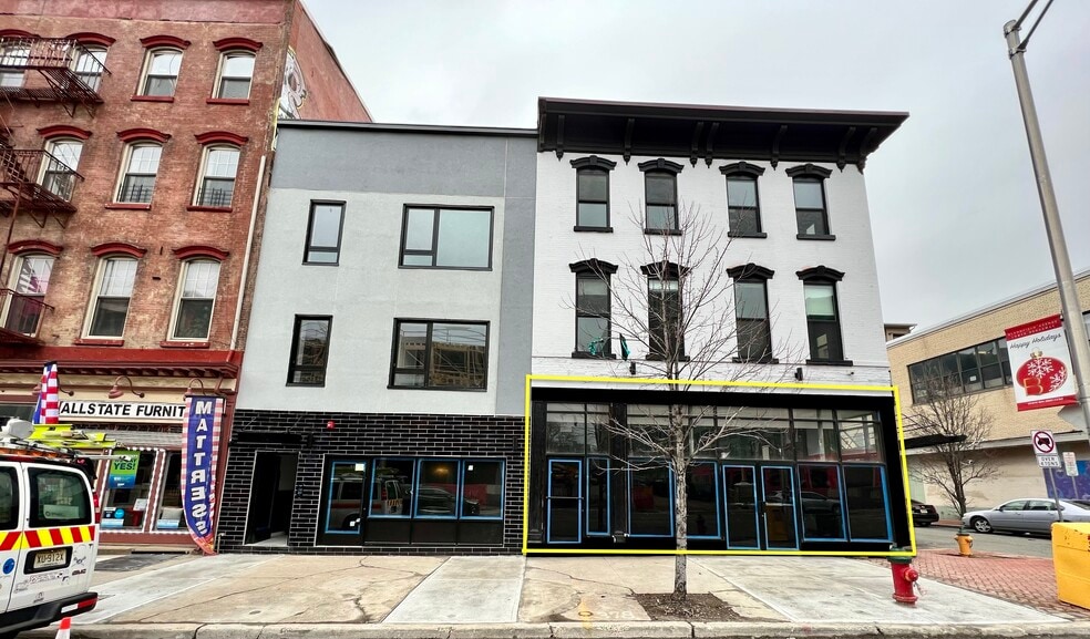 Primary Photo Of 378 Broad St, Newark Storefront Retail Office For Lease