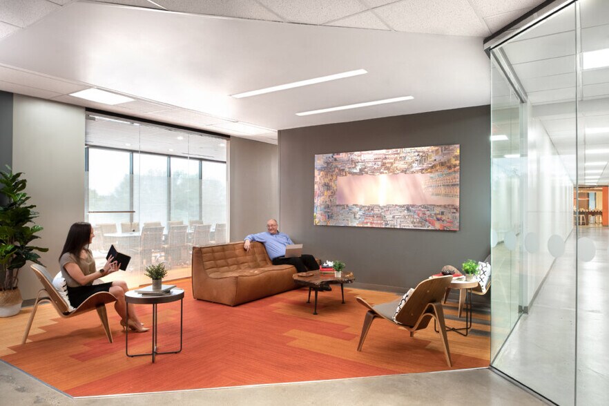 More Photos Of 7676 Hillmont St, Houston Office For Lease