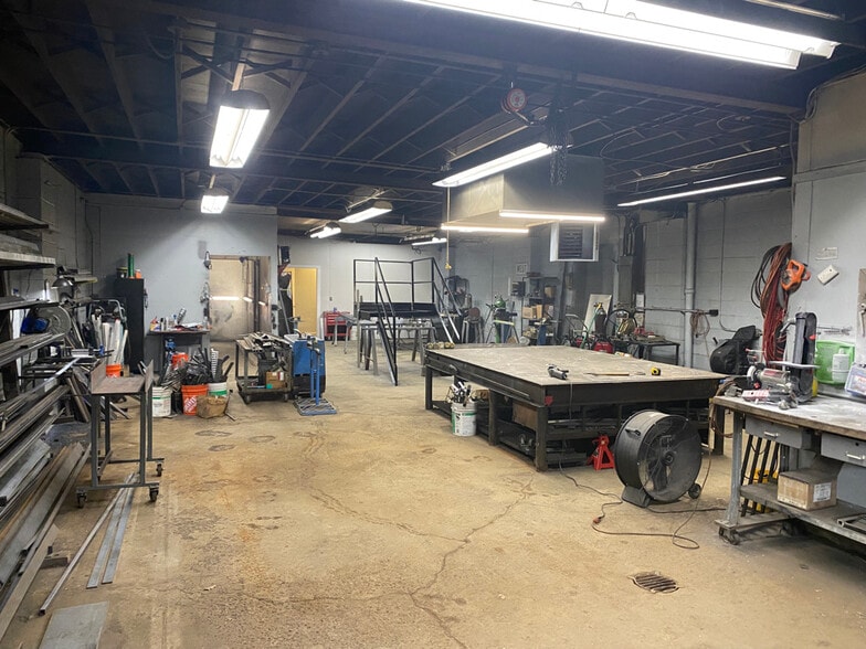 More Photos Of 11 Nester St, Rochester Manufacturing For Lease