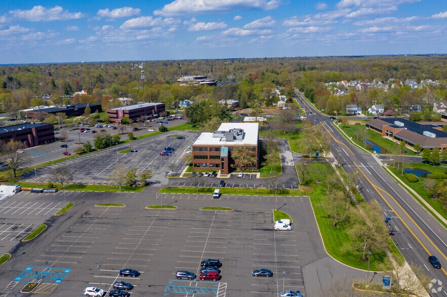 More Photos Of 303 Fellowship Rd, Mount Laurel Office For Lease