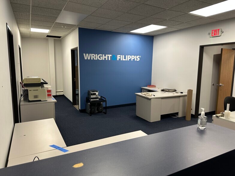 More Photos Of 834 King Hwy, Kalamazoo Office For Lease