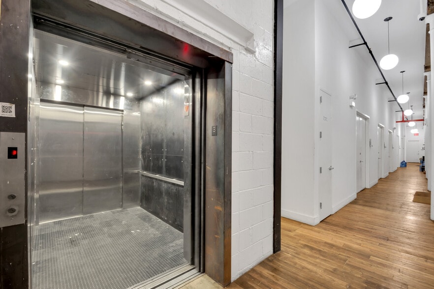 More Photos Of 199 Cook St, Brooklyn Office For Lease