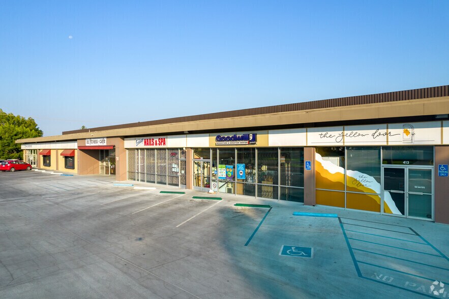 More Photos Of 700 E Redlands Blvd, Redlands Storefront For Lease