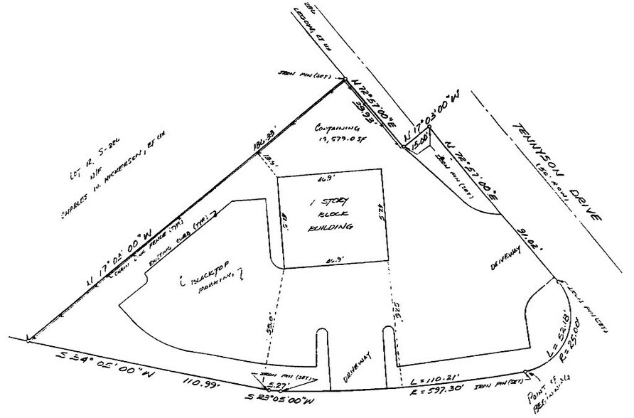 More Photos Of 635 Arena Dr, Hamilton Freestanding For Lease