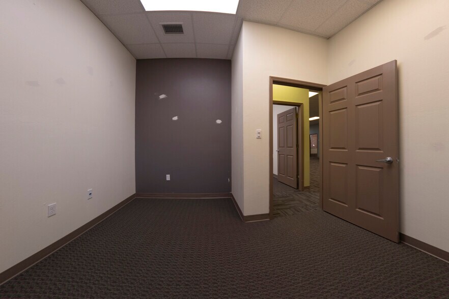 More Photos Of 24420 Sand Hill Blvd, Punta Gorda Unknown For Lease