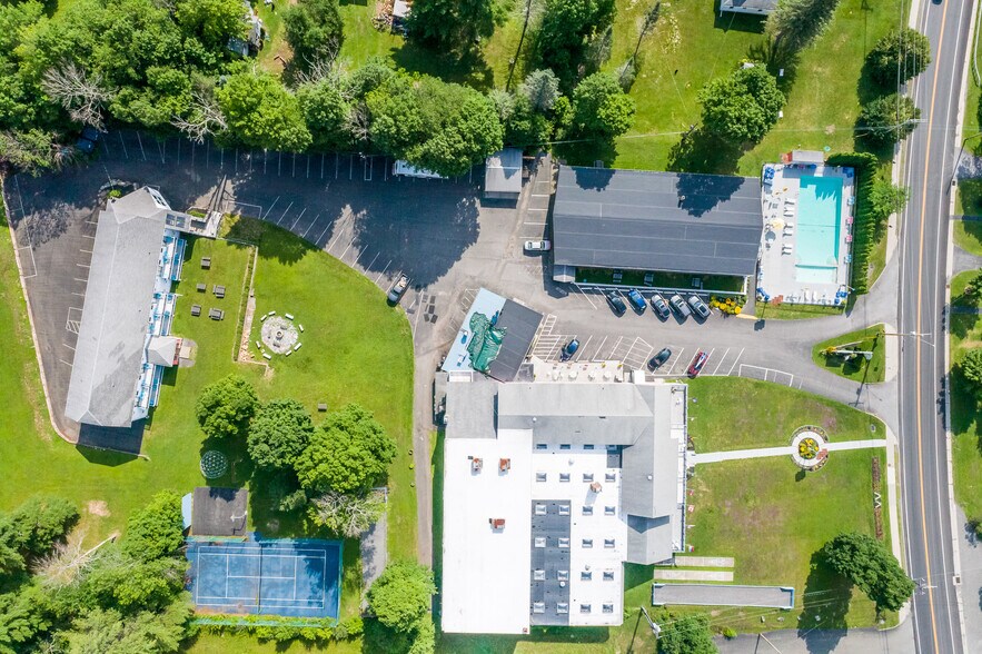 More Photos Of 6302 Main St, Tannersville Hotel For Sale
