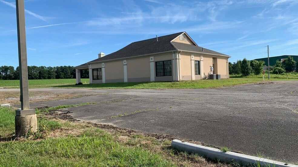 More Photos Of 1203 Industrial Park Rd, South Fulton Medical For Lease