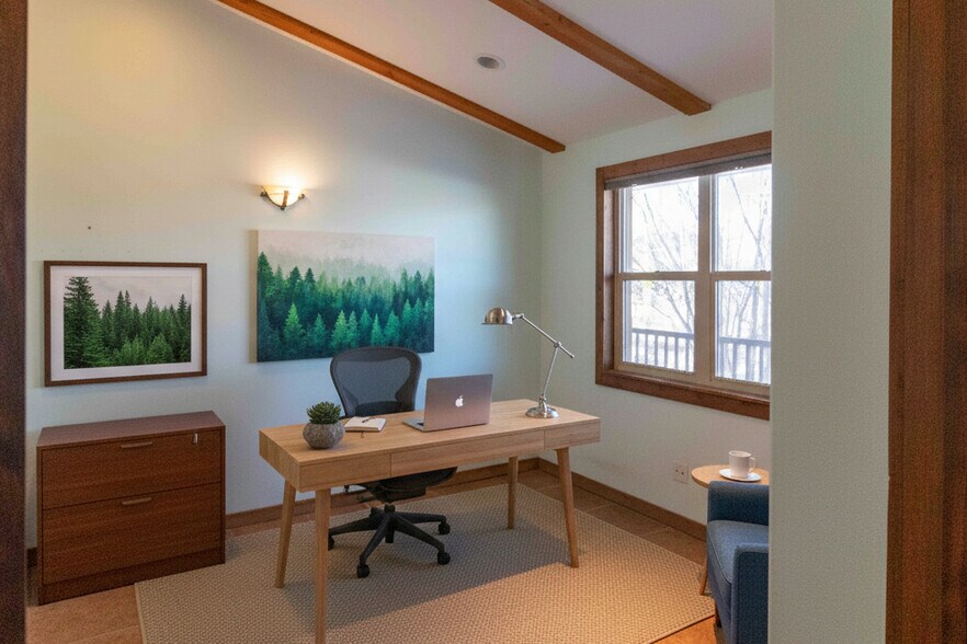 More Photos Of 160 Amelia St, Ridgway Office For Lease