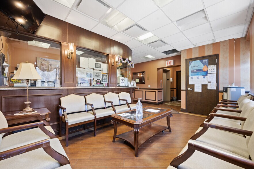 More Photos Of 7210 13th Ave, Brooklyn Office For Sale