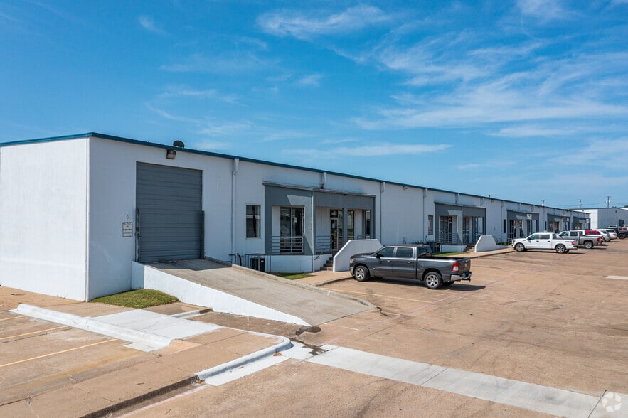 More Photos Of 5029-5047 Martin Luther King Fwy, Fort Worth Unknown For Lease