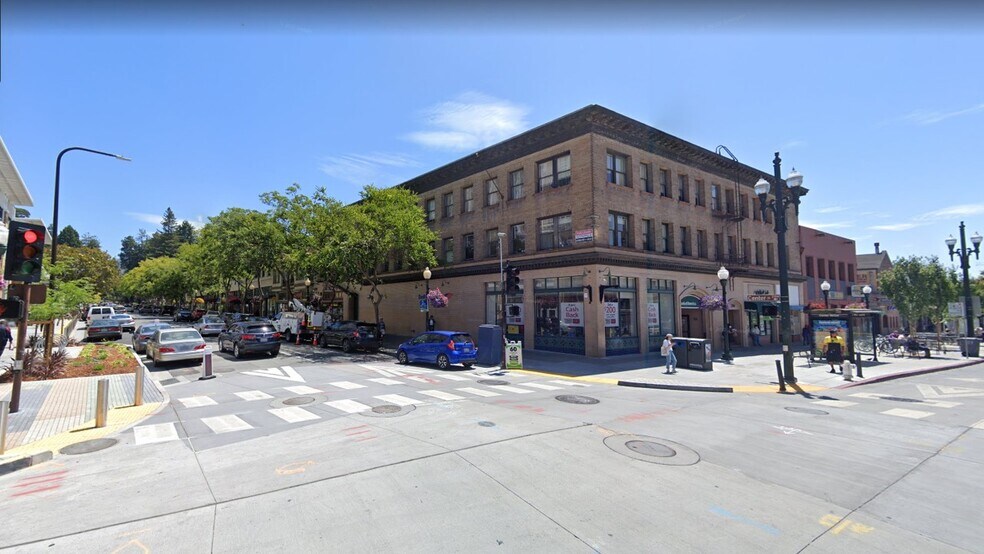 More Photos Of 2161 Shattuck Ave, Berkeley Office For Lease