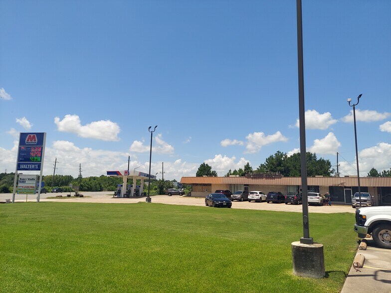 More Photos Of 15222 FM 2920 Rd, Tomball General Retail For Sale